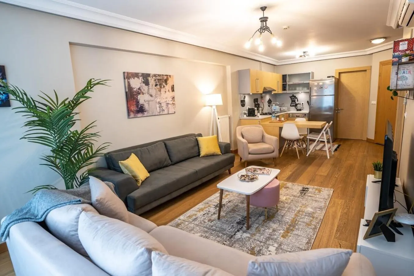Full Apartment Near Osmanbey Metro Nianta Stambuł