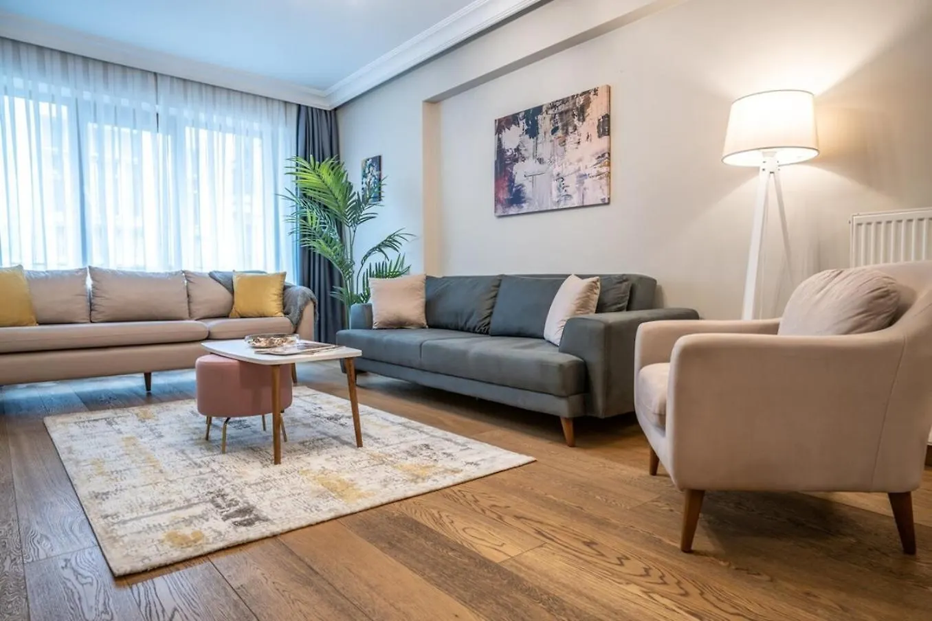 Full Apartment Near Osmanbey Metro Nianta Stambuł