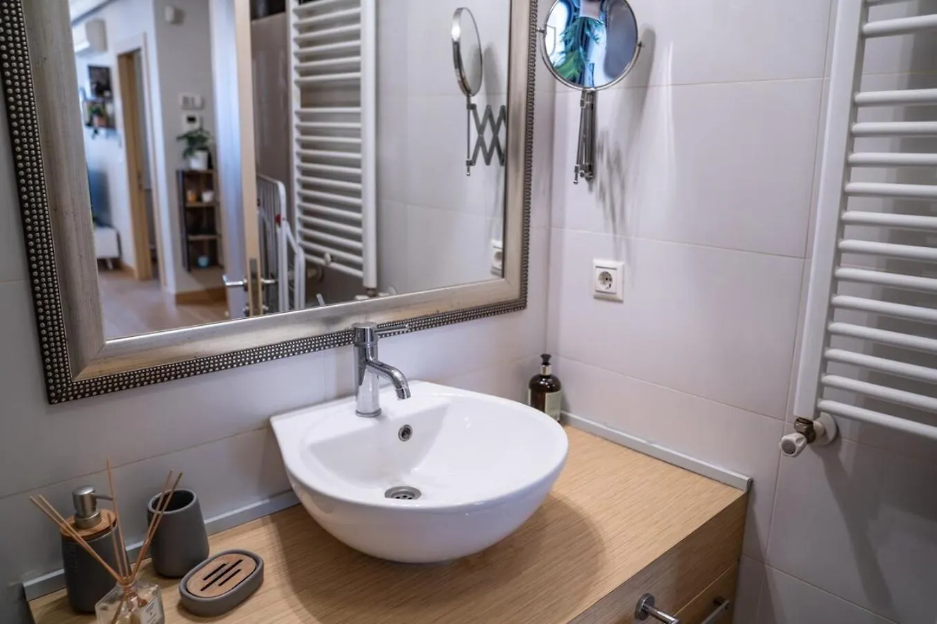 Full Apartment Near Osmanbey Metro Nianta Istanbul